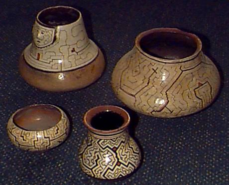 shipibo_pottery.jpg (31055 bytes)